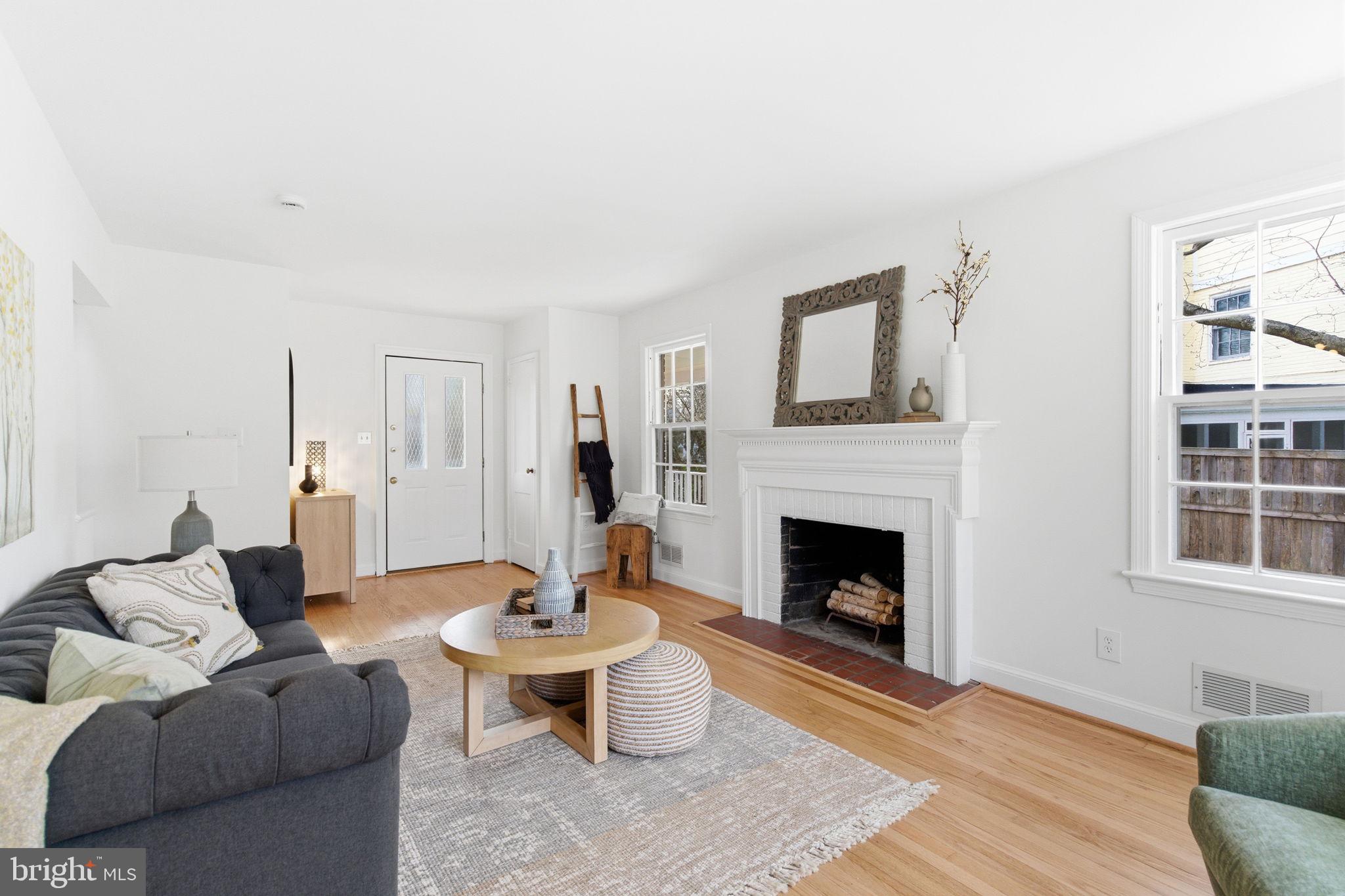 5623 HUNTINGTON PARKWAY