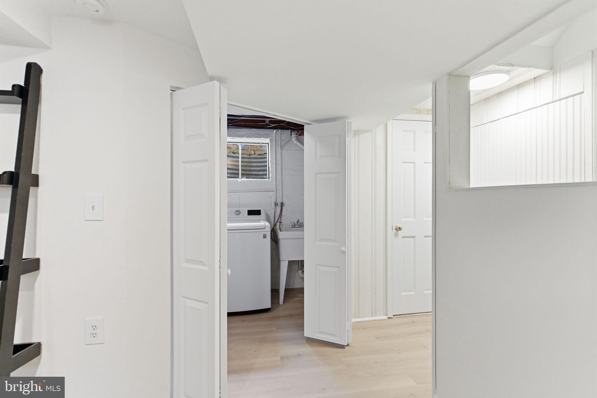 5623 HUNTINGTON PARKWAY