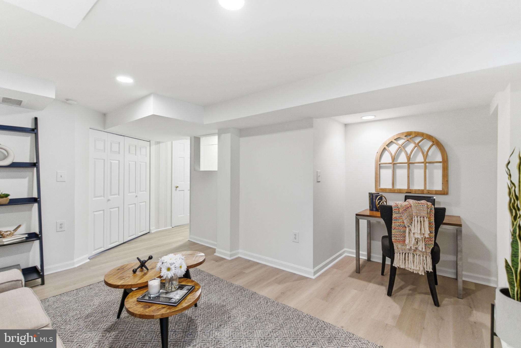 5623 HUNTINGTON PARKWAY
