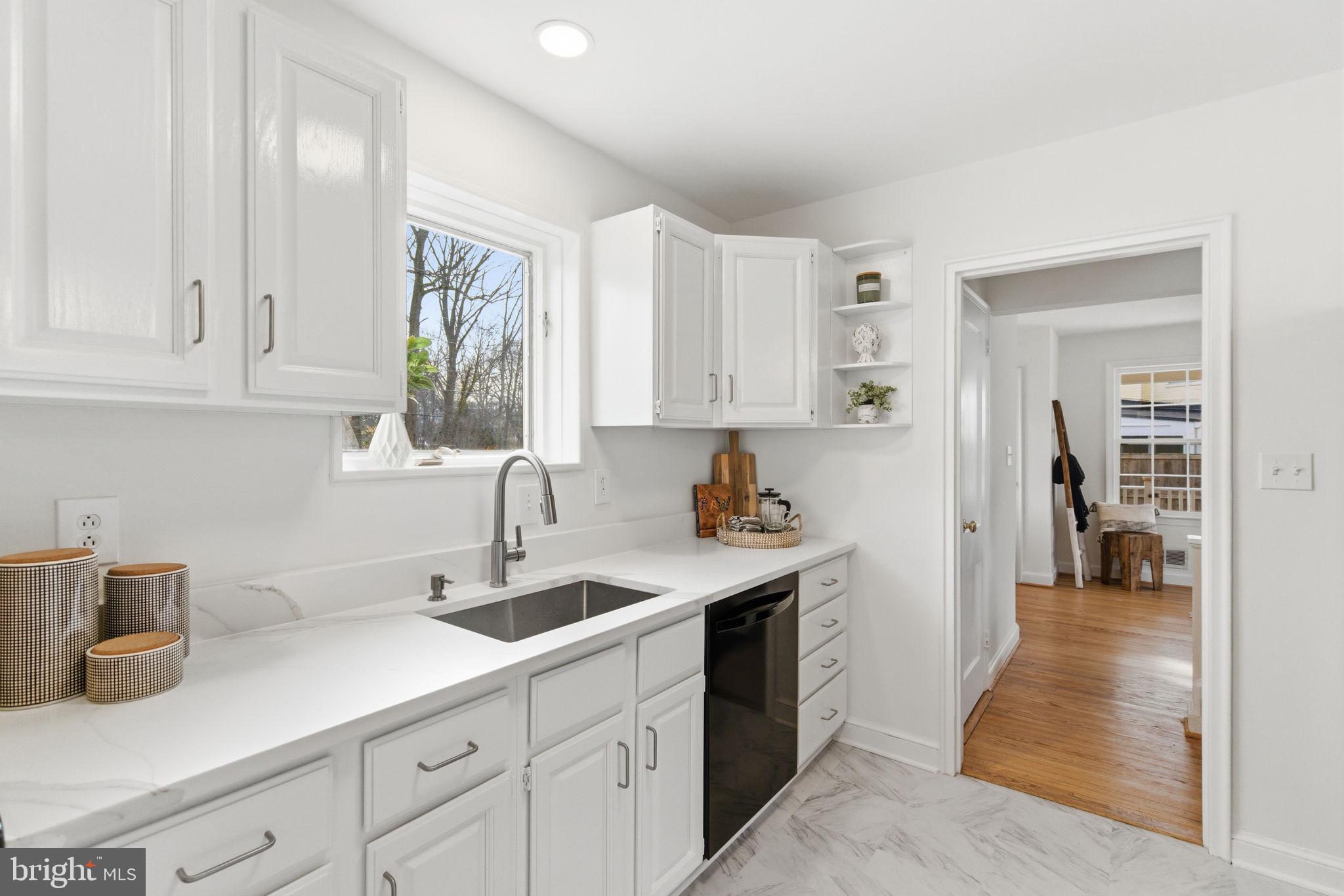 5623 HUNTINGTON PARKWAY