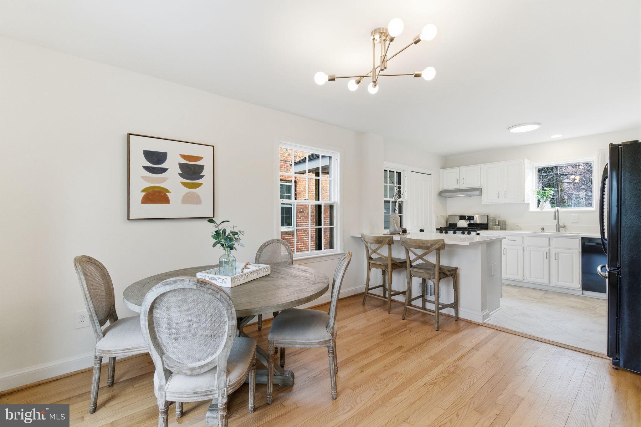 5623 HUNTINGTON PARKWAY