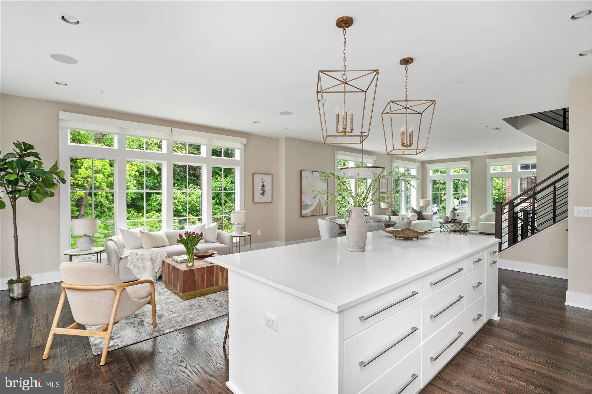 3635 CHEVY CHASE LAKE DRIVE