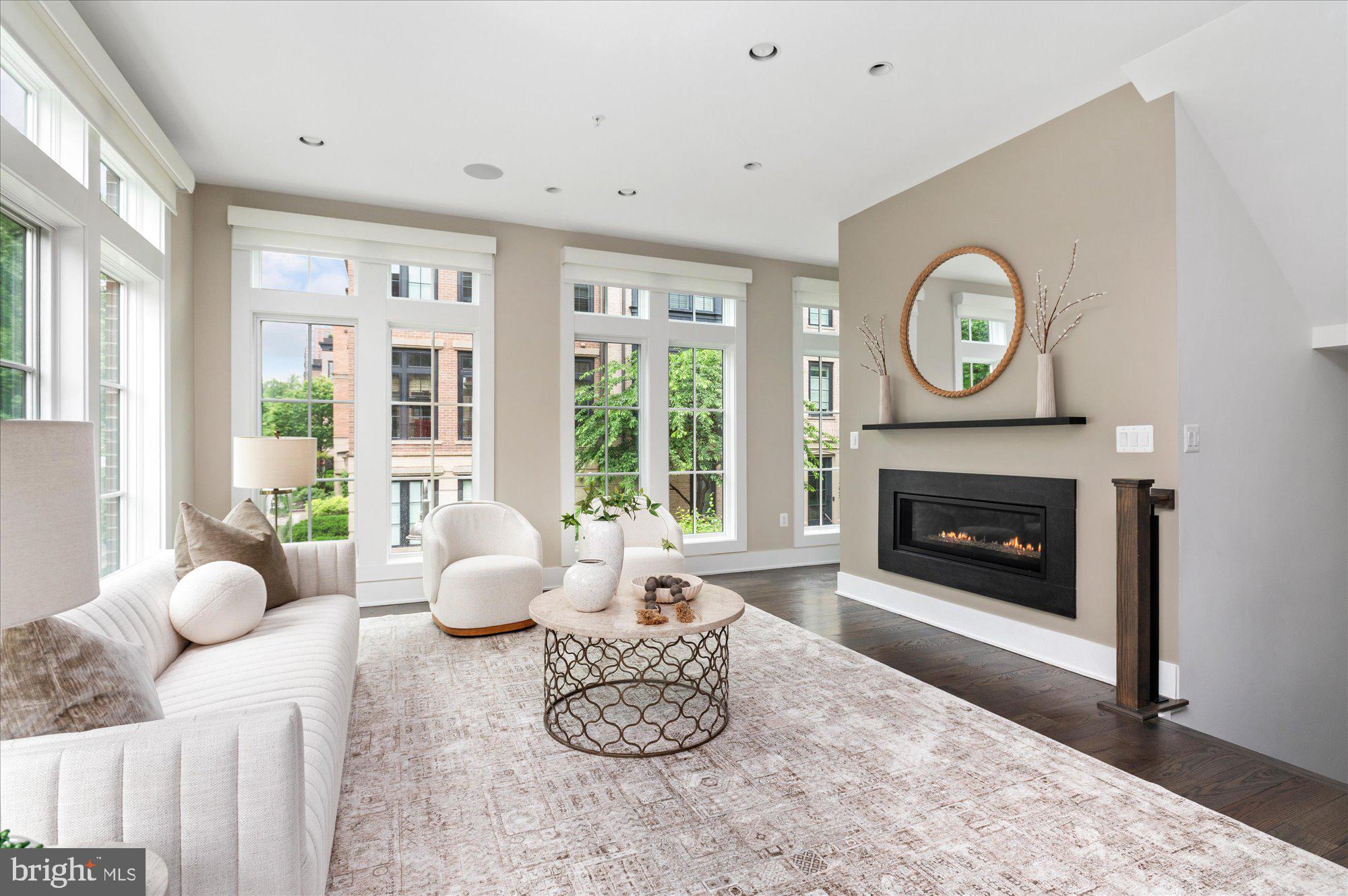 3635 CHEVY CHASE LAKE DRIVE