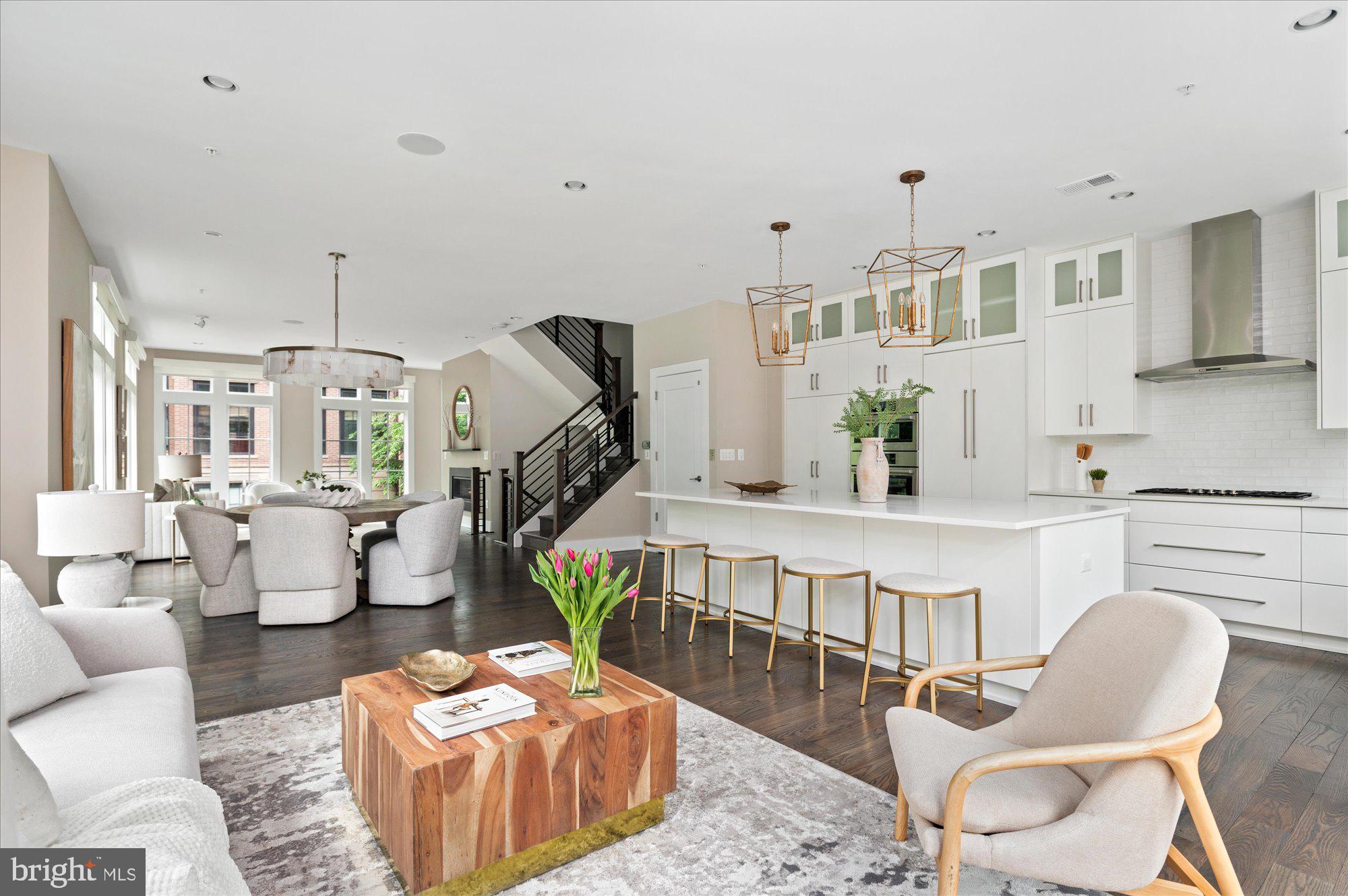 3635 CHEVY CHASE LAKE DRIVE
