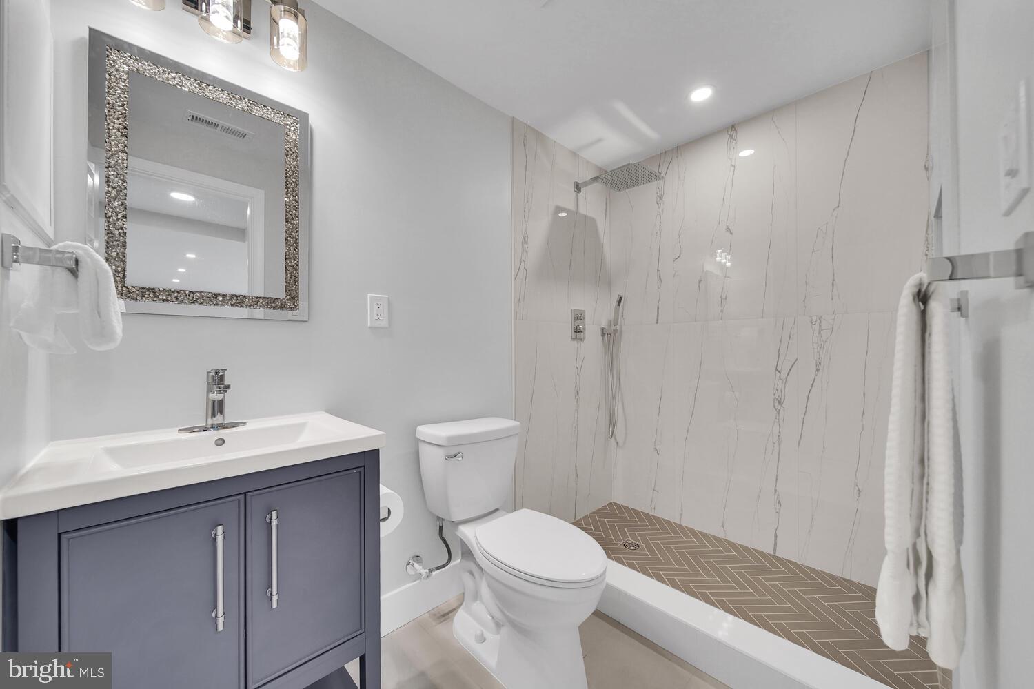 6429 OLD CHESTERBROOK ROAD