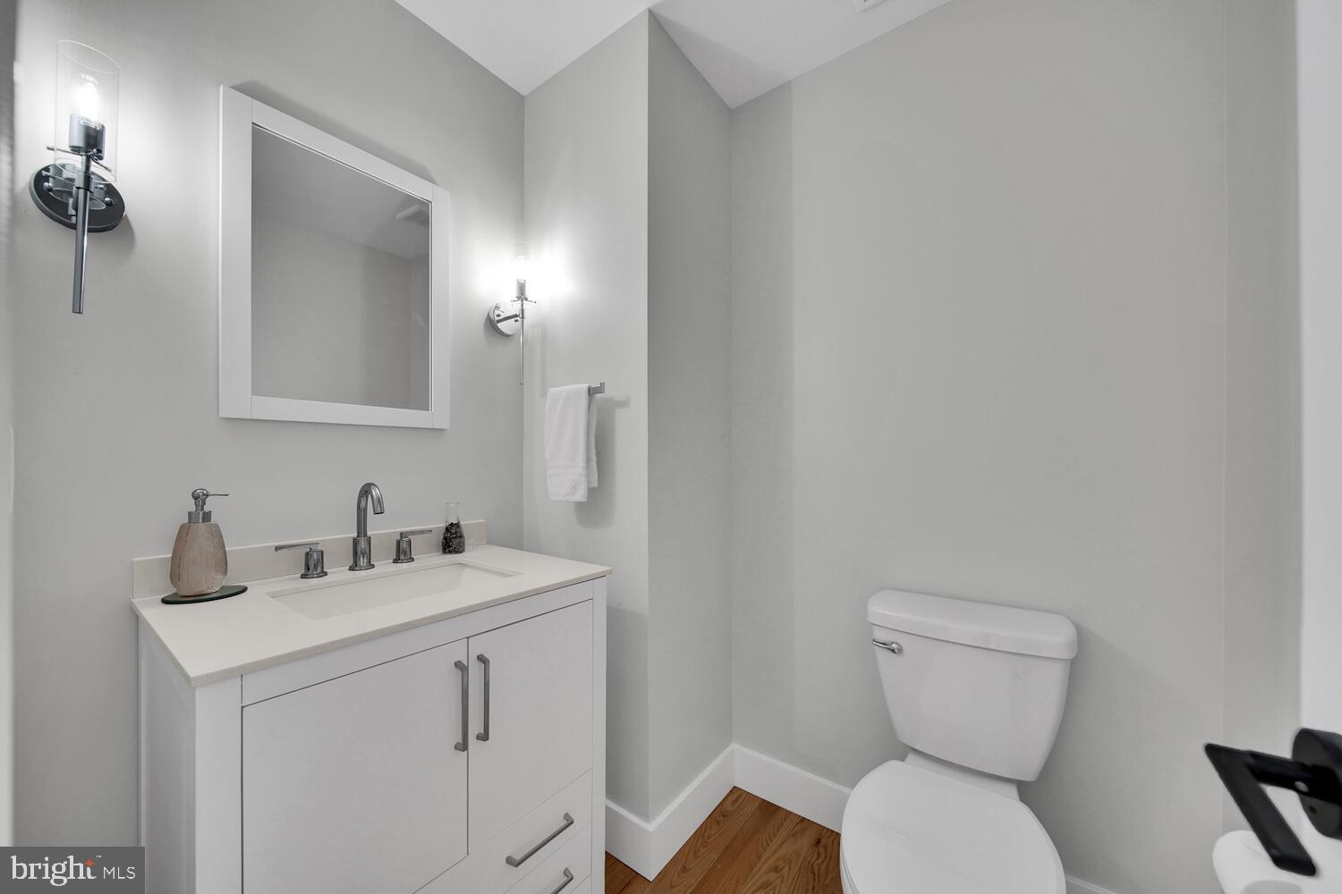 6429 OLD CHESTERBROOK ROAD