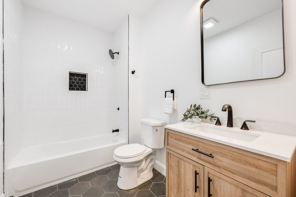 121 Florence Street # 1