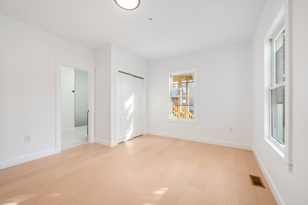 121 Florence Street # 1
