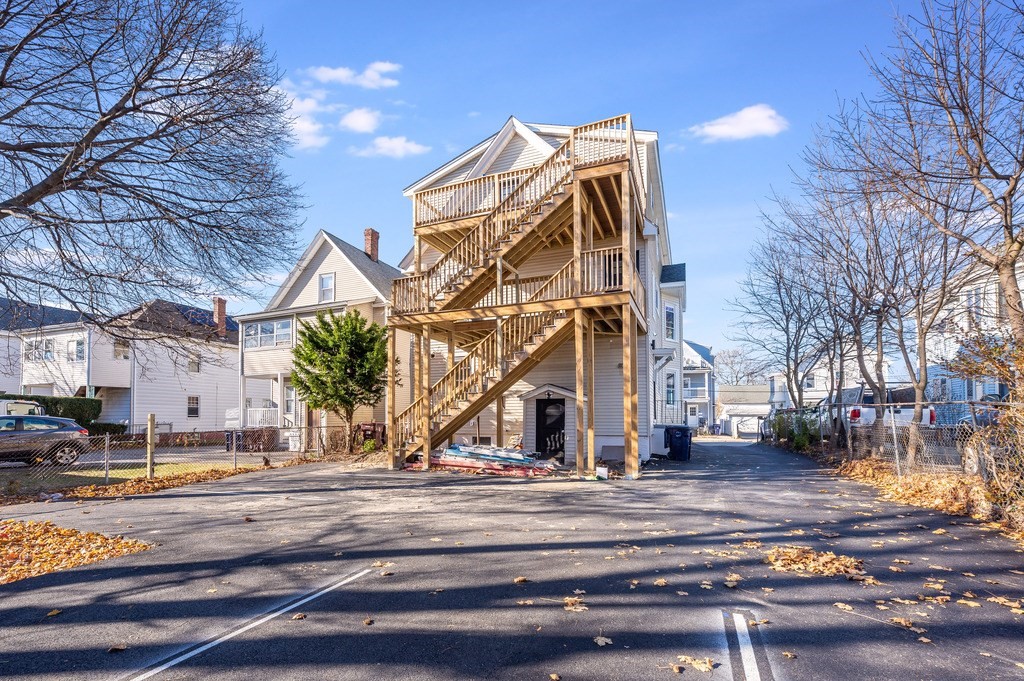 121 Florence Street # 1