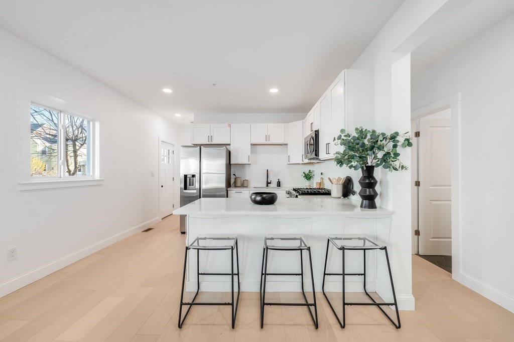 121 Florence Street # 1