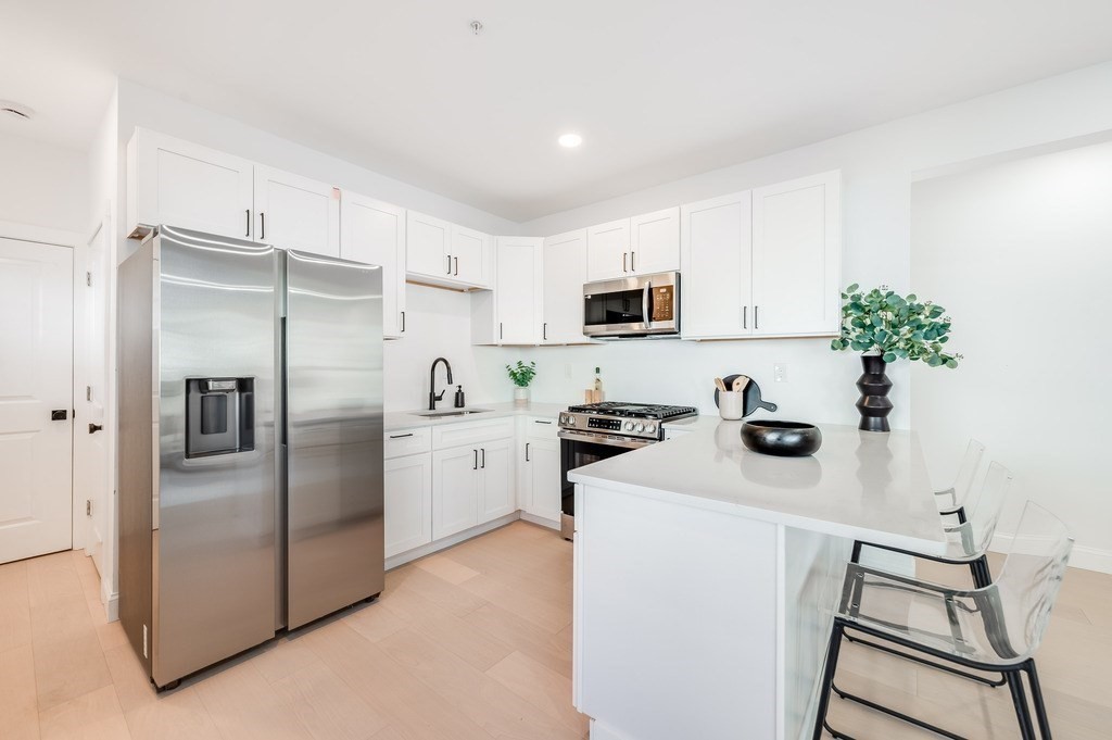 121 Florence Street # 1
