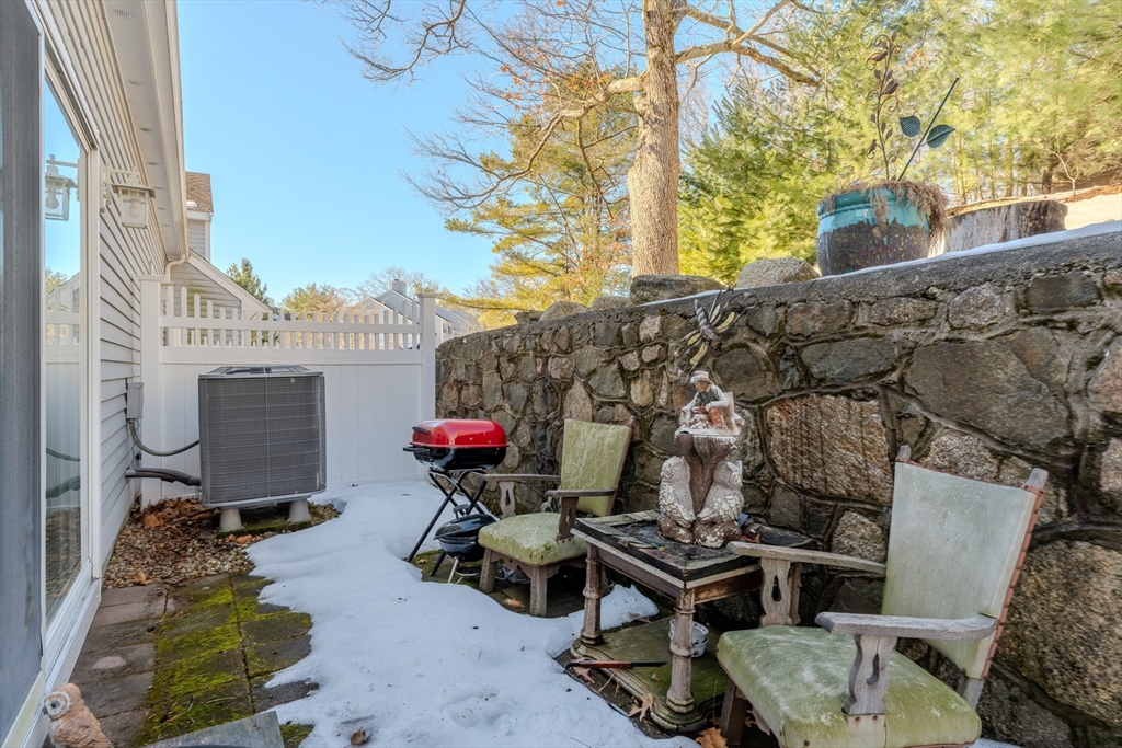 11 Countryside Ln # 11