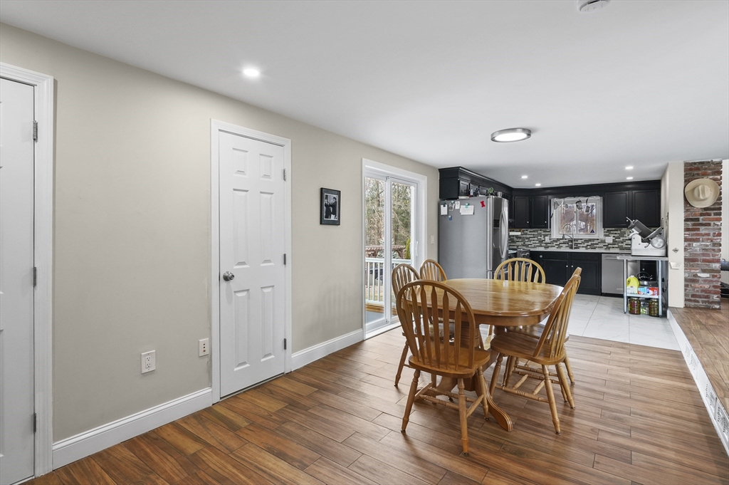 28 Veranda Ave