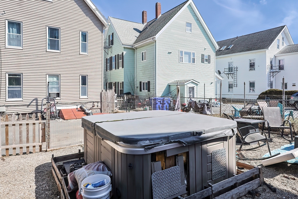 20 Hodges Ave
