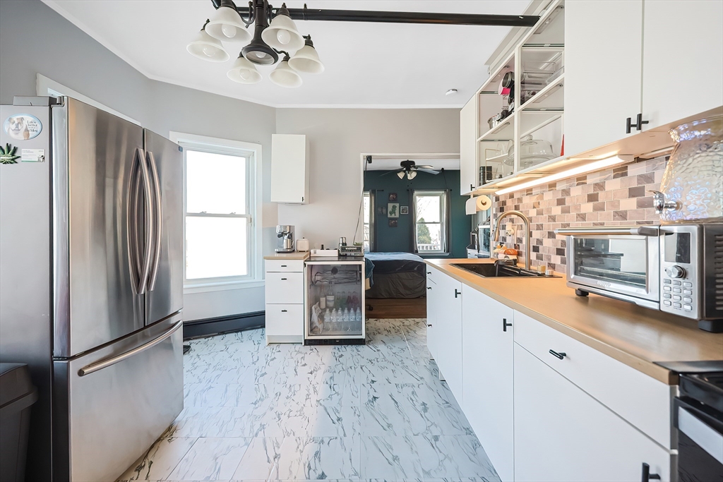 20 Hodges Ave