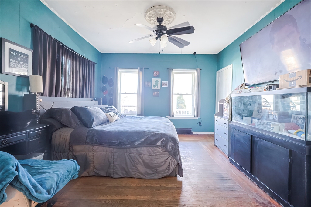 20 Hodges Ave