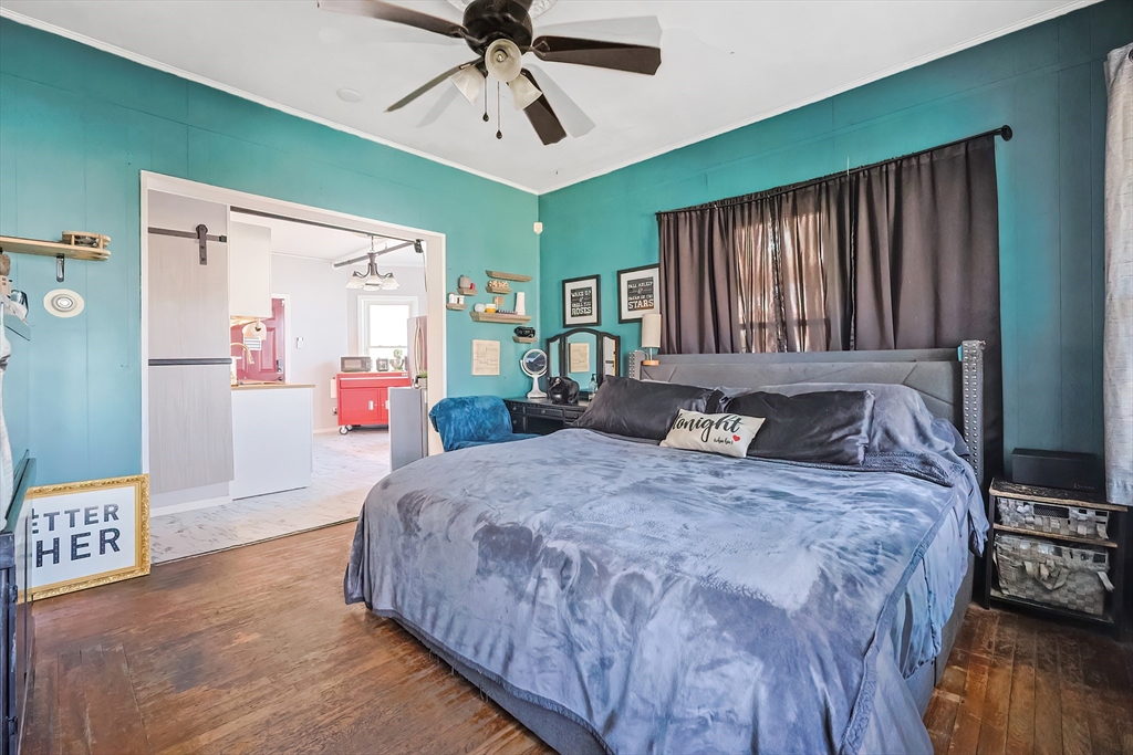 20 Hodges Ave