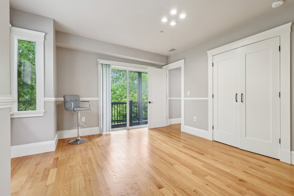 51 Hamilton Street # 3