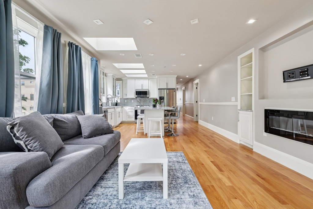 51 Hamilton Street # 3