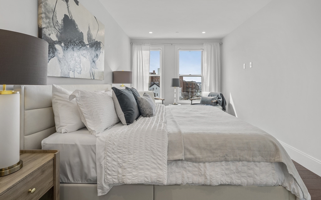 480 W Broadway # 303