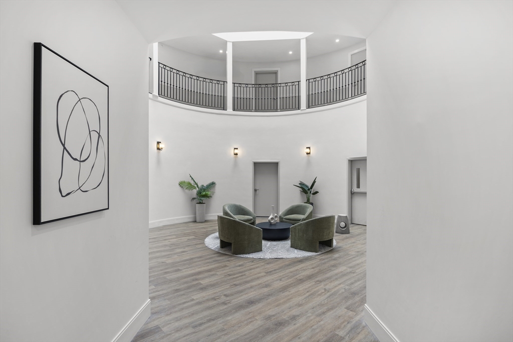 480 W Broadway # 303