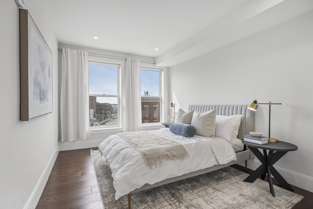 480 W Broadway # 303