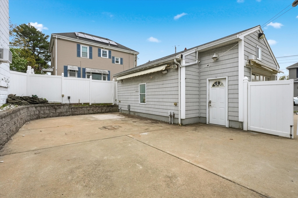 68 Western Ave