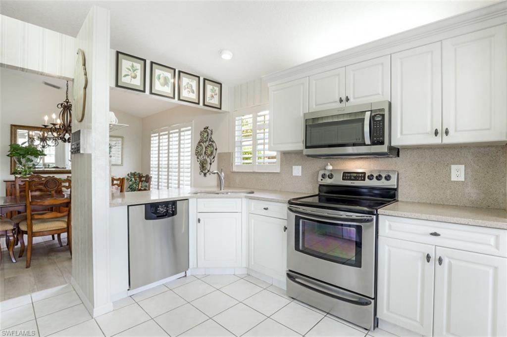 290 Emerald Bay CIR Unit: L2