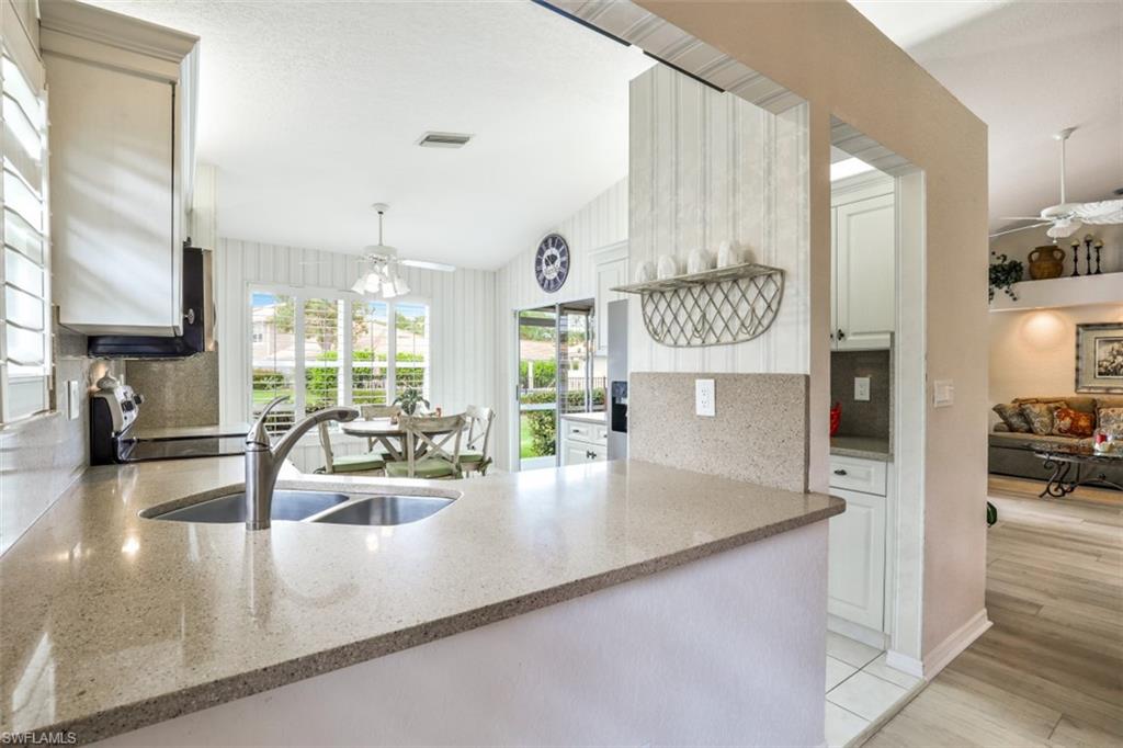 290 Emerald Bay CIR Unit: L2