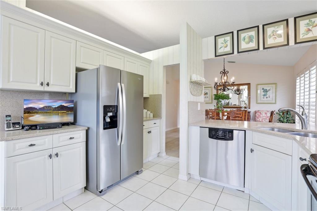 290 Emerald Bay CIR Unit: L2
