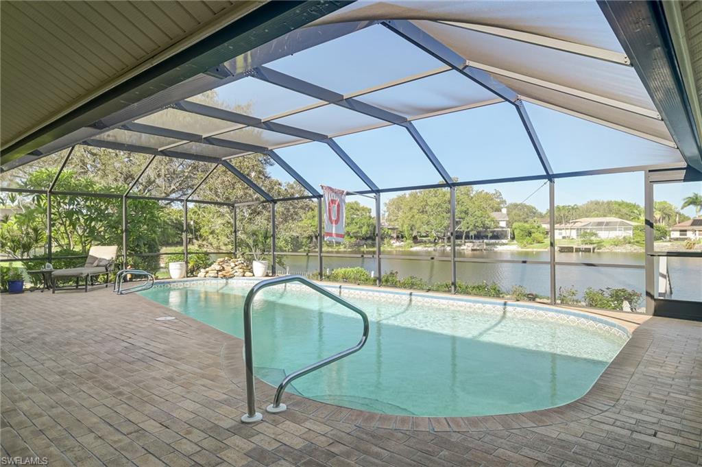 161 Oakwood DR