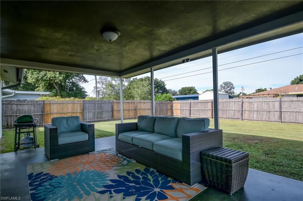 2237 Ivy AVE