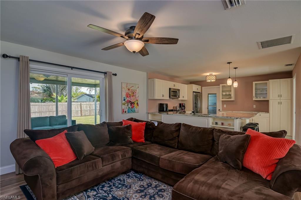 2237 Ivy AVE