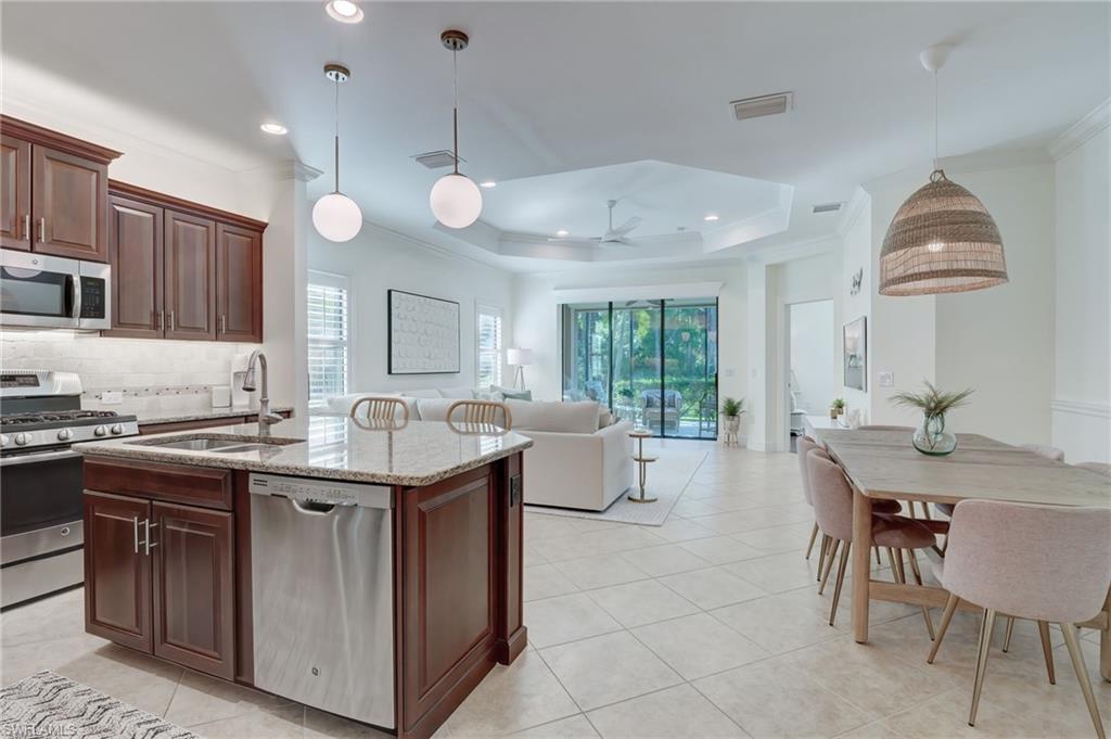 10033 Montevina DR