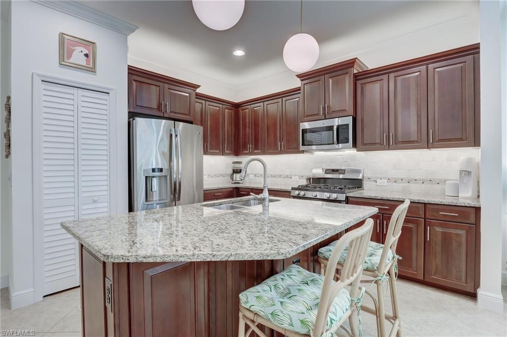 10033 Montevina DR