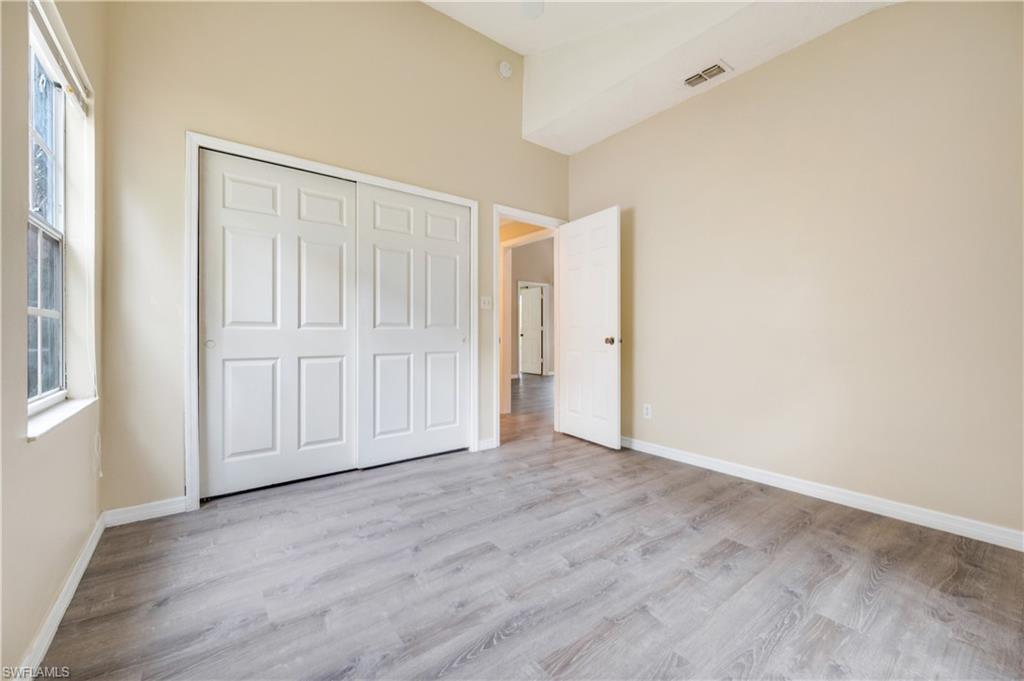 1482 La Petite CT