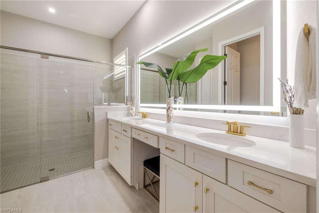 13543 Blue Bay CIR
