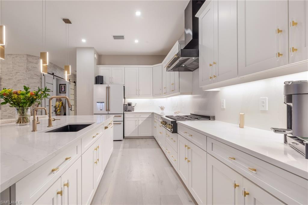 13543 Blue Bay CIR
