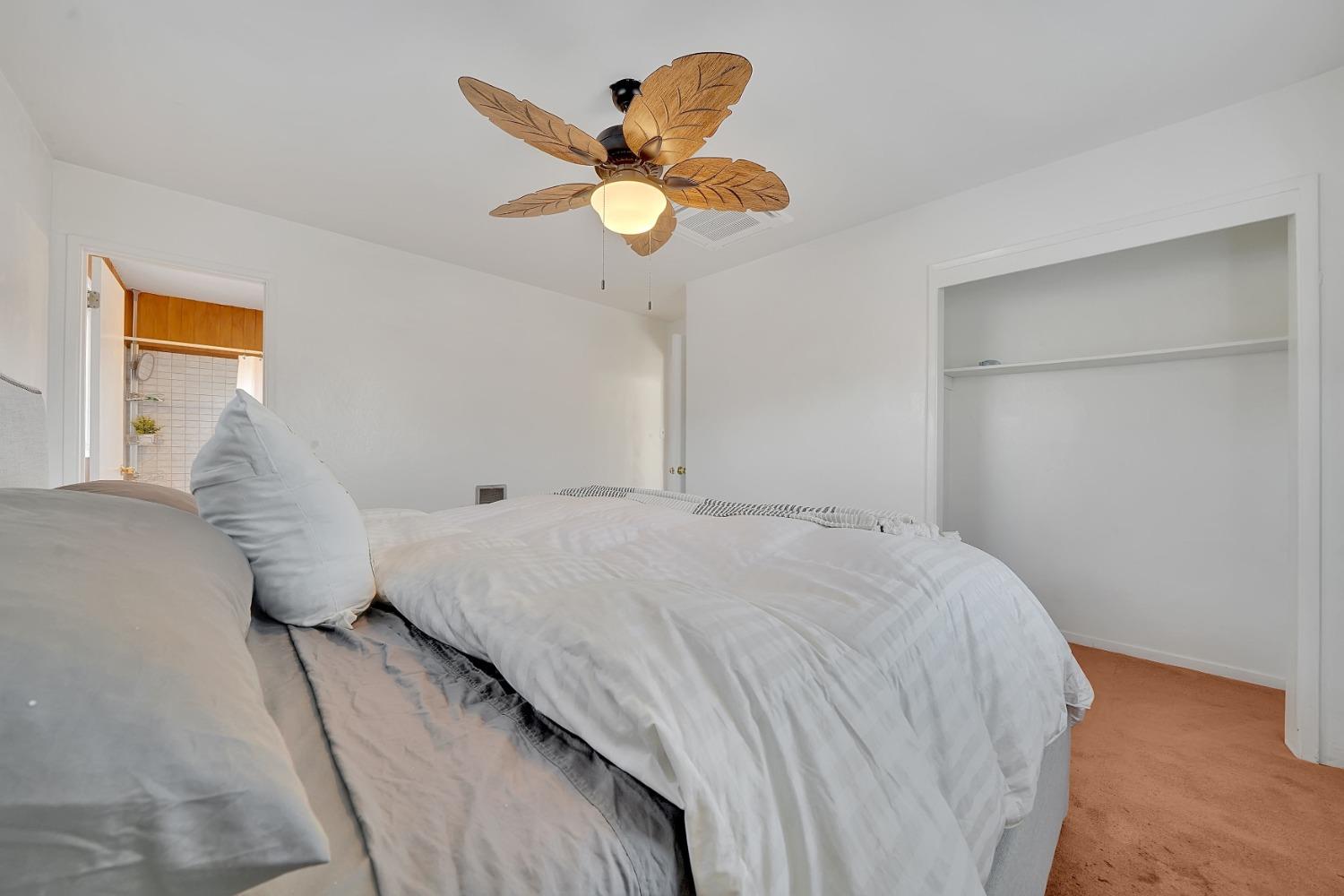 5571 Old Emigrant Trail E