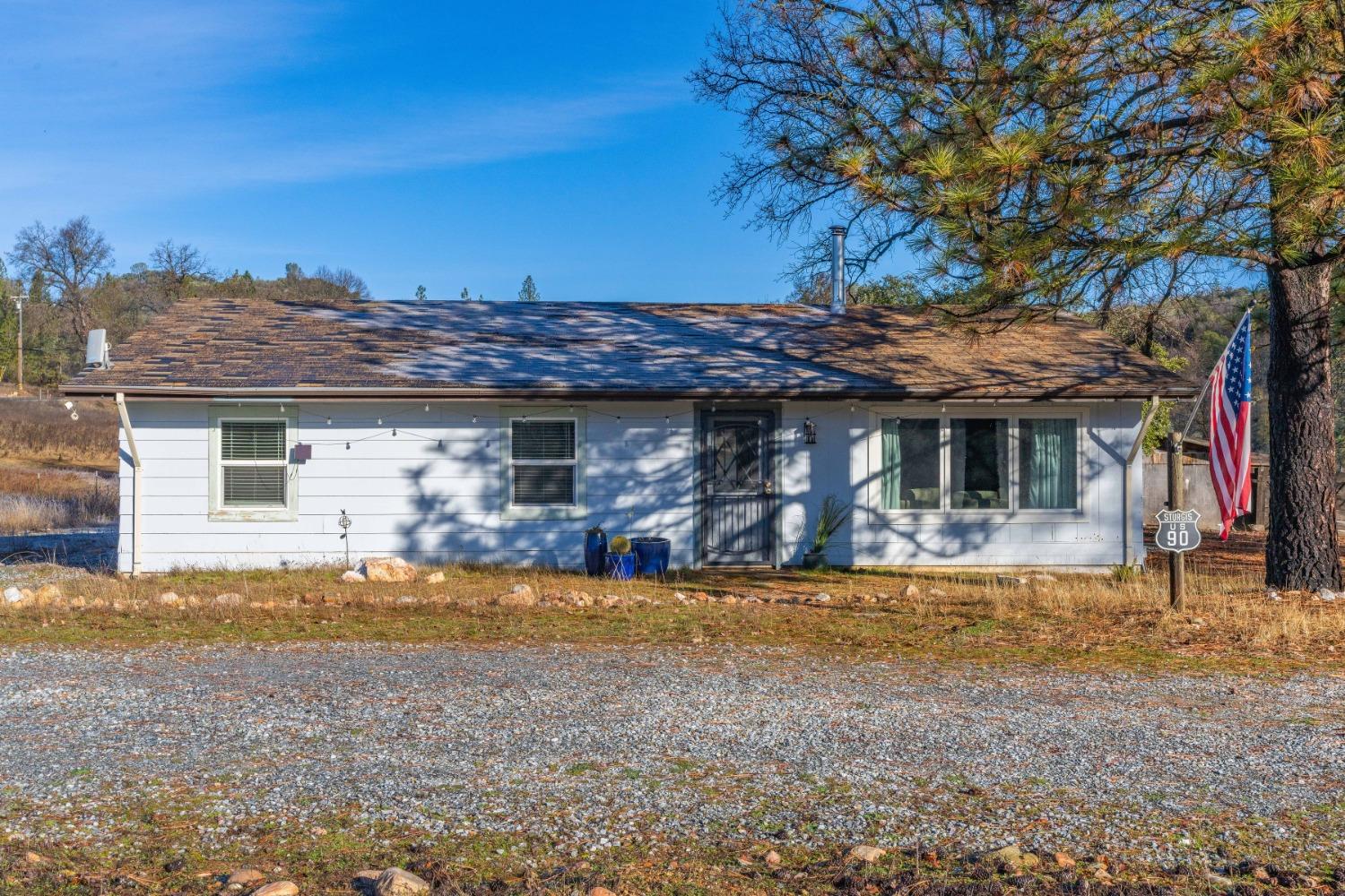 5571 Old Emigrant Trail E