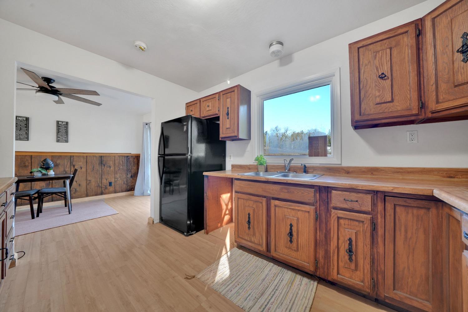 5571 Old Emigrant Trail E