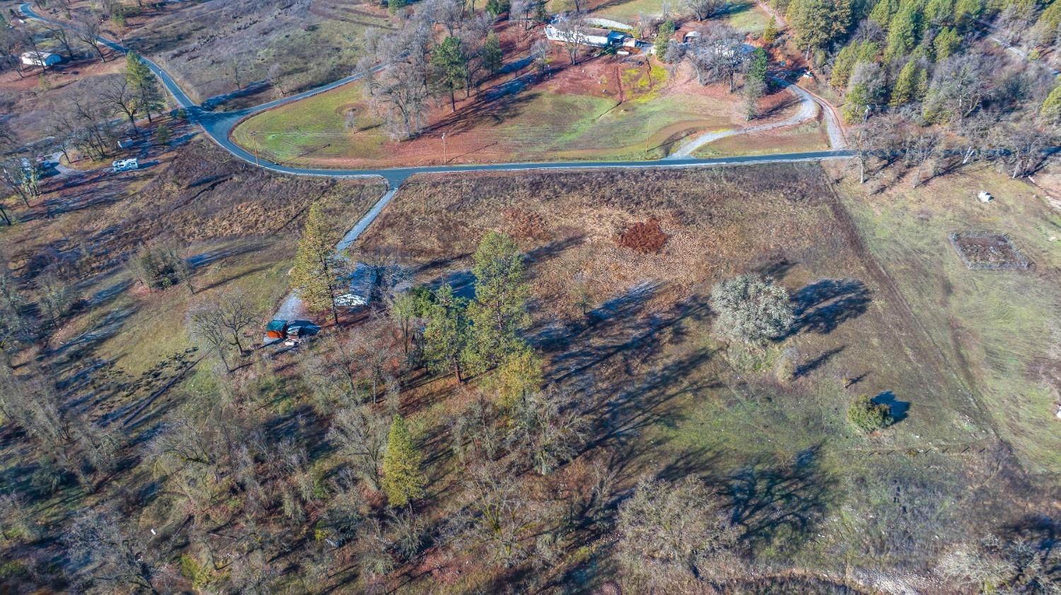 5571 Old Emigrant Trail E