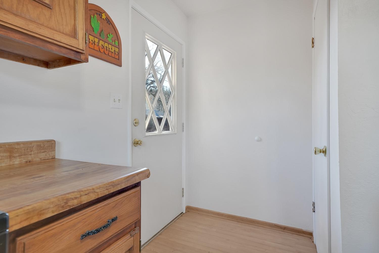 5571 Old Emigrant Trail E