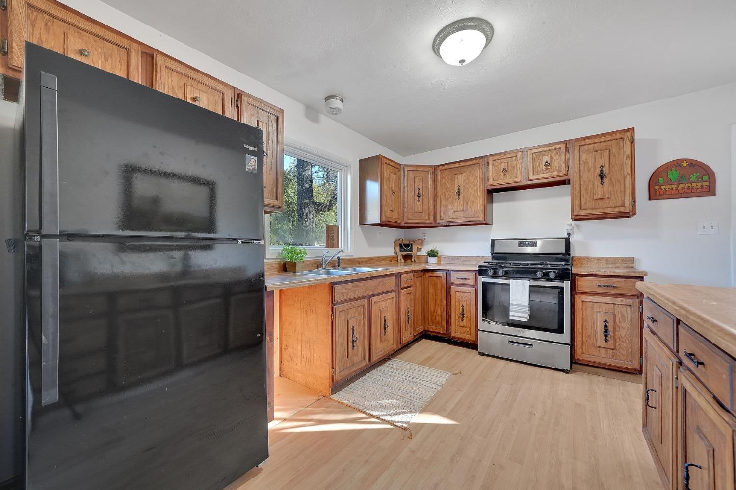 5571 Old Emigrant Trail E