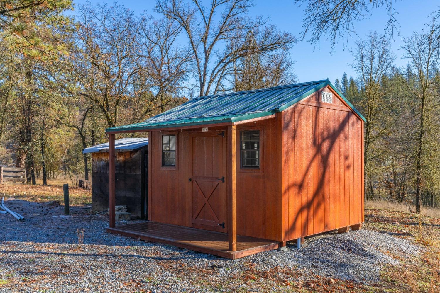 5571 Old Emigrant Trail E