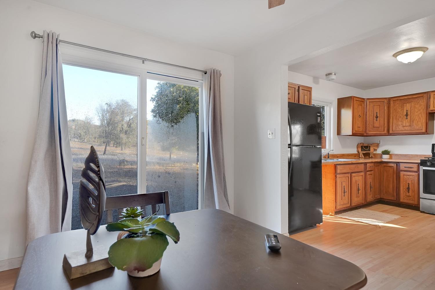 5571 Old Emigrant Trail E