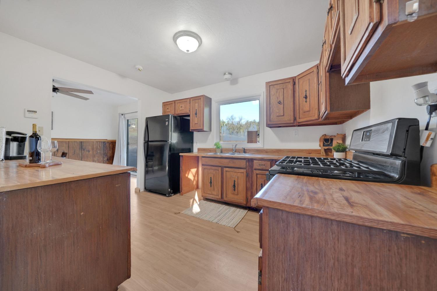 5571 Old Emigrant Trail E