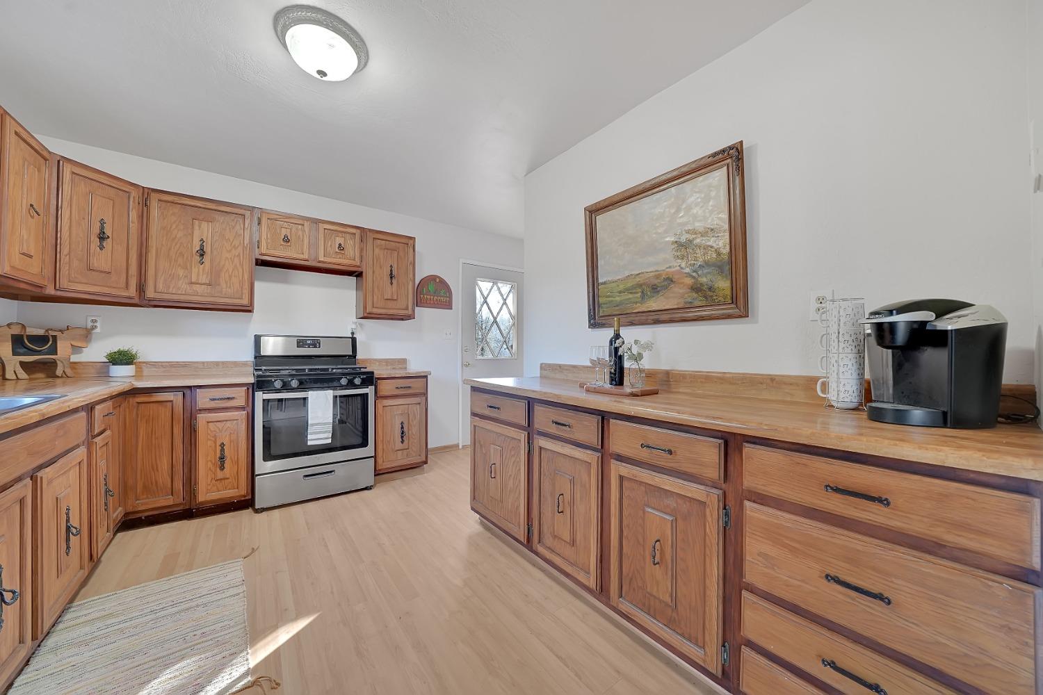 5571 Old Emigrant Trail E