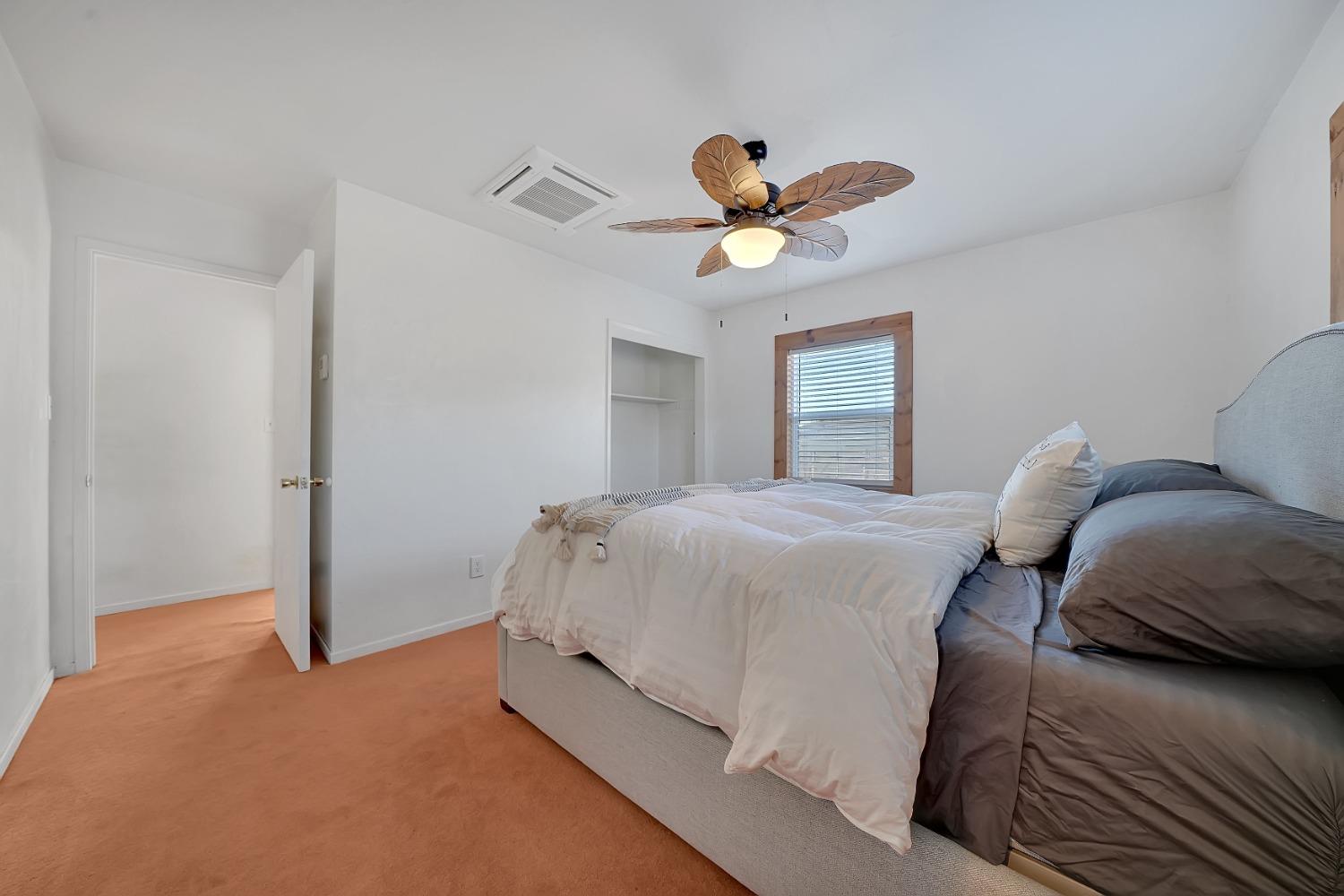 5571 Old Emigrant Trail E