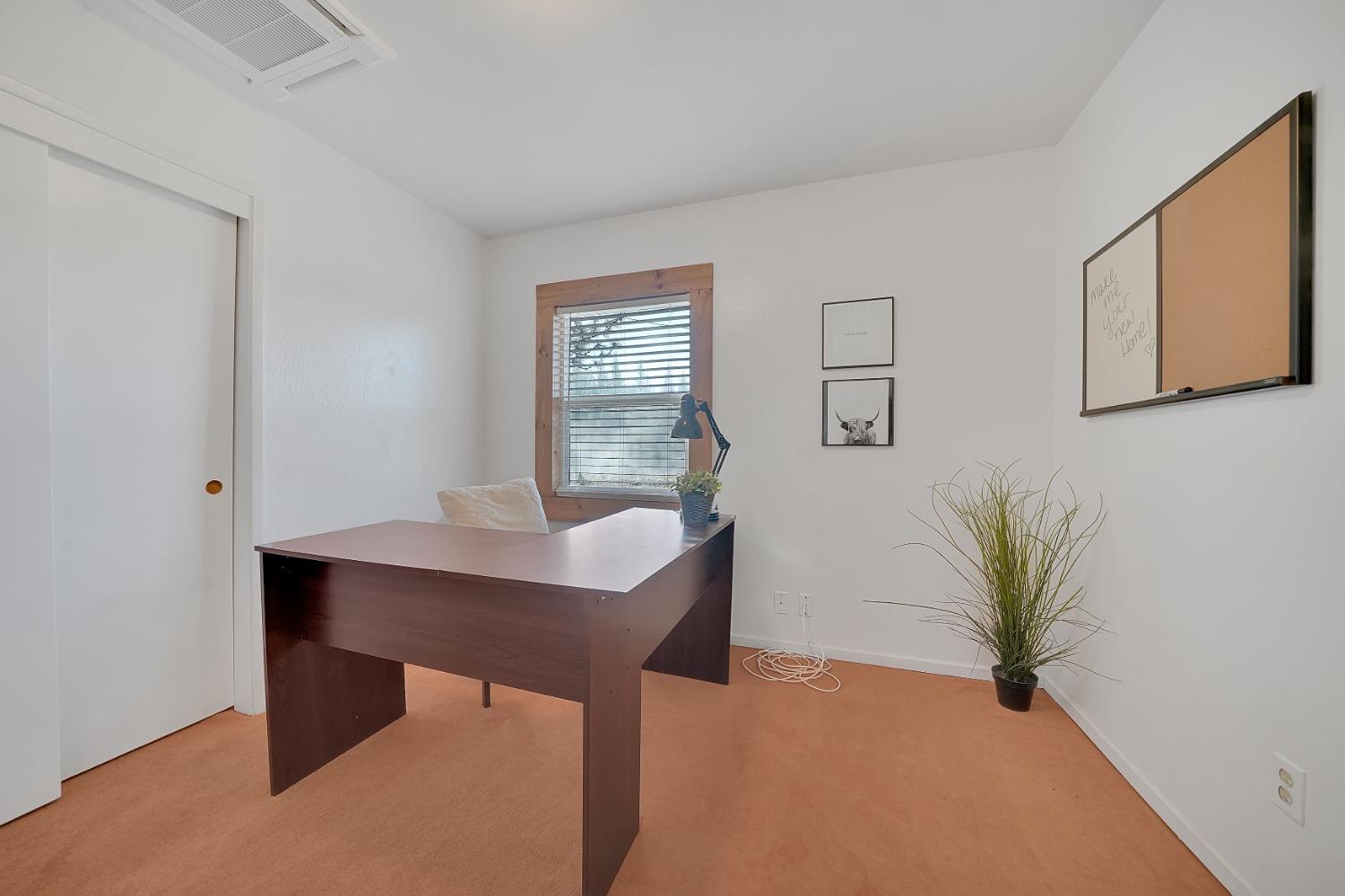 5571 Old Emigrant Trail E